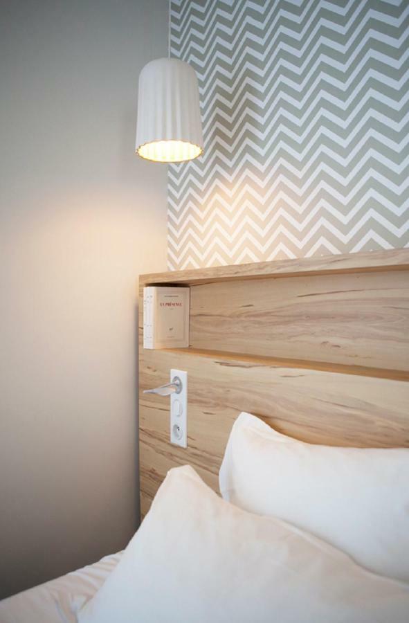 Hotel Et Apparts Marin Laval  Eksteriør bilde
