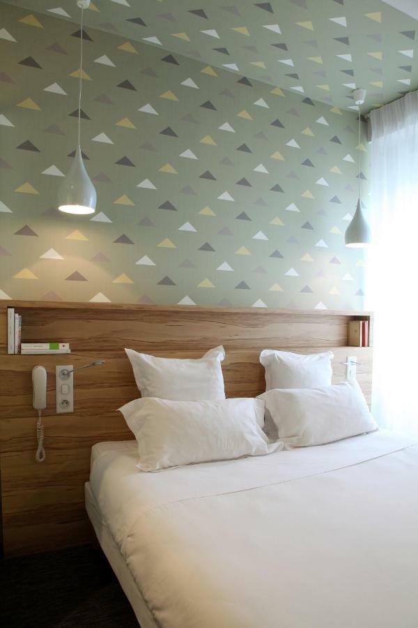 Hotel Et Apparts Marin Laval  Eksteriør bilde