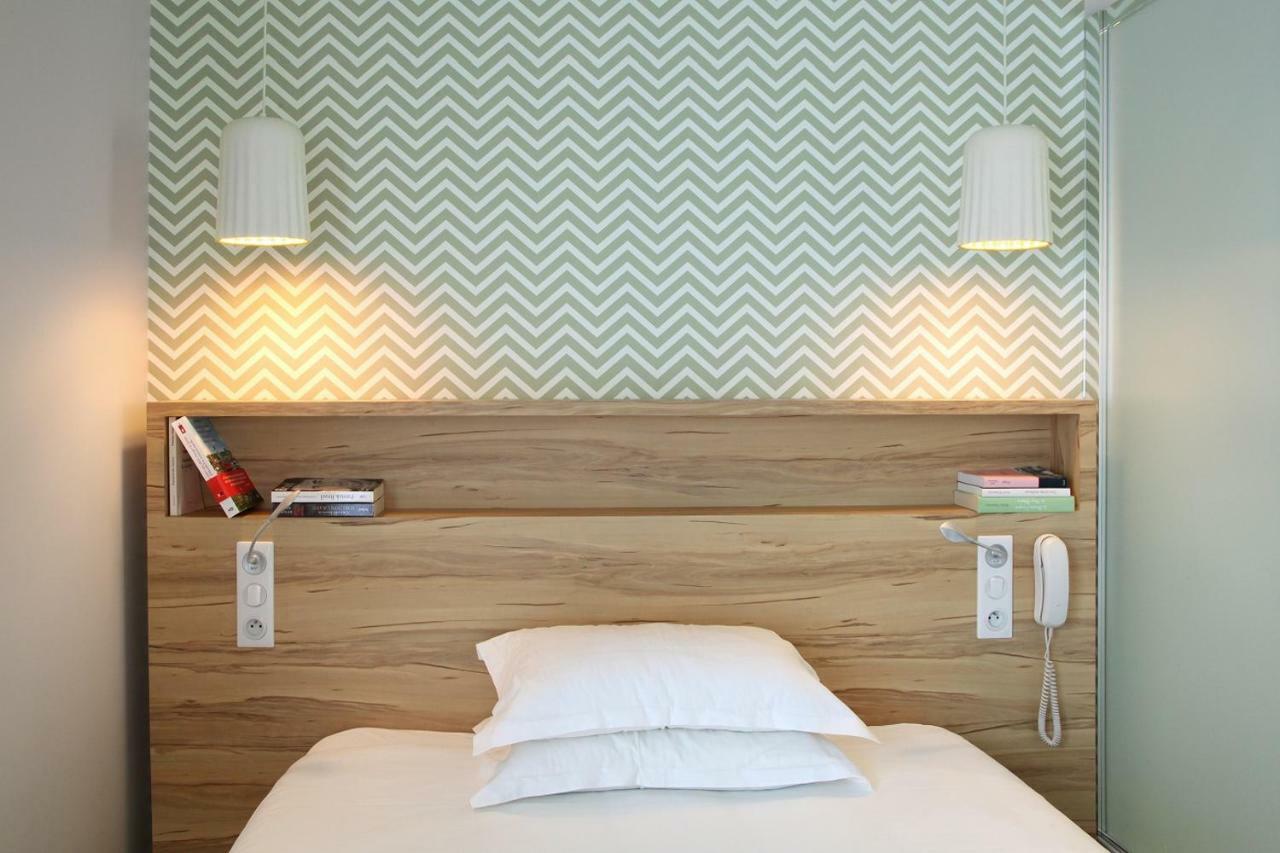 Hotel Et Apparts Marin Laval  Eksteriør bilde